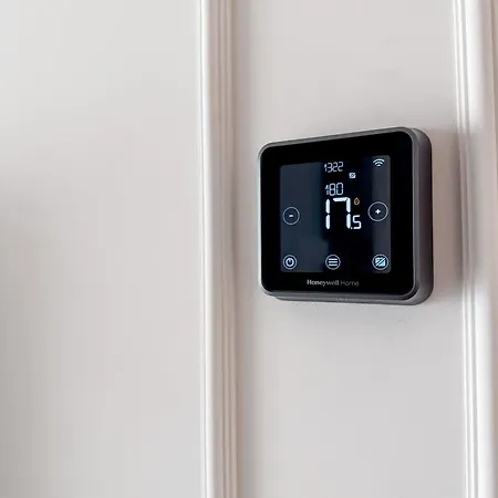 Lägenhet Sky Escape - Private Parking, Kingsize Bed & *