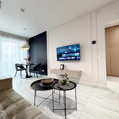 Sky Escape - Private Parking, Kingsize Bed & شقة كلوج-نابوكا