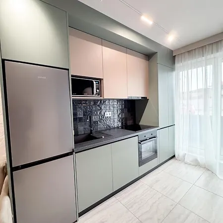 Διαμέρισμα Sky Escape - Private Parking, Kingsize Bed & Κλουζ-Ναπόκα