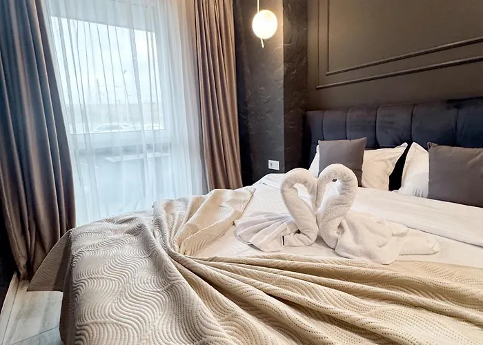 Apartman Sky Escape - Private Parking, Kingsize Bed & Kolozsvár