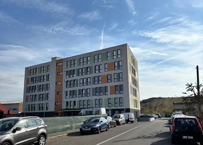 Sky Escape - Private Parking, Kingsize Bed & Lägenhet Cluj-Napoca